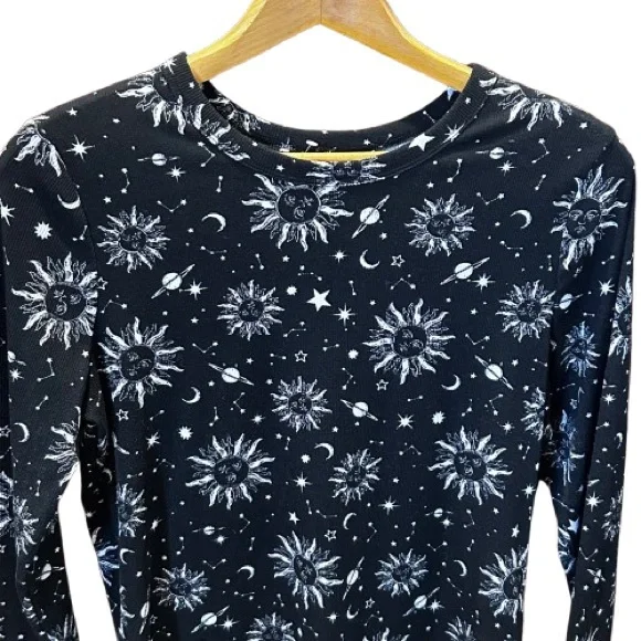 Celestial Sun Moon Stars Black Shirt Ribbed Top Whimsigoth Witchy Size XL - Picture 5 of 8